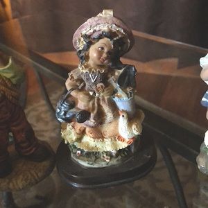 Wood knots black dolls for sell $